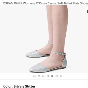 Flap pointed used once inside 6.5 shoes, metallic